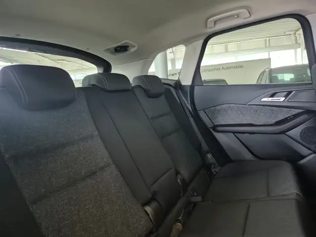 BMW 225 e xDrive Active Tourer U06 Ansicht 8