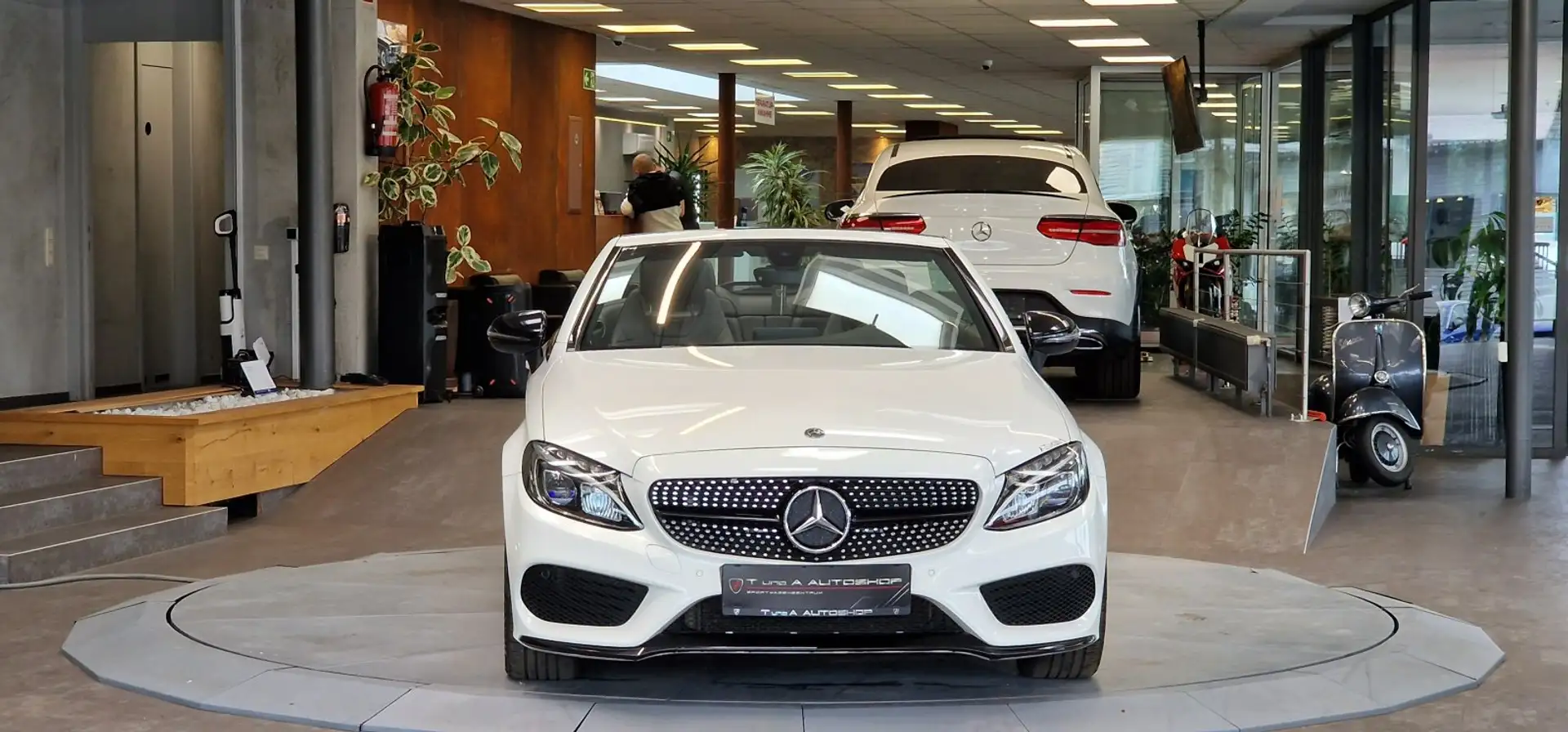 Mercedes-Benz C 220 d 4Matic AMG-Paket Cabrio Aut. *Navi*Kamera*LED* Weiß - 2