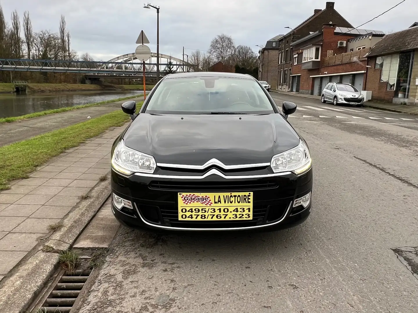 Citroen C5 C5 2.0 BlueHDi-Electrique Exclusive Euro 6b Noir - 1