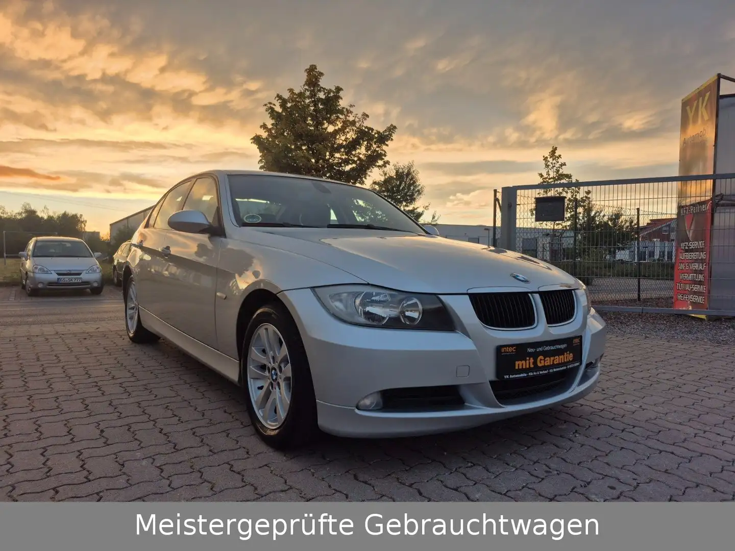 BMW 318 d/Standheizung/Sitzheizung/Tempomat/PDC/Alu Silber - 1