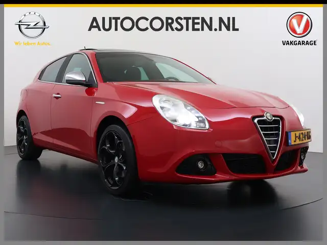 Alfa Romeo Giulietta view 6