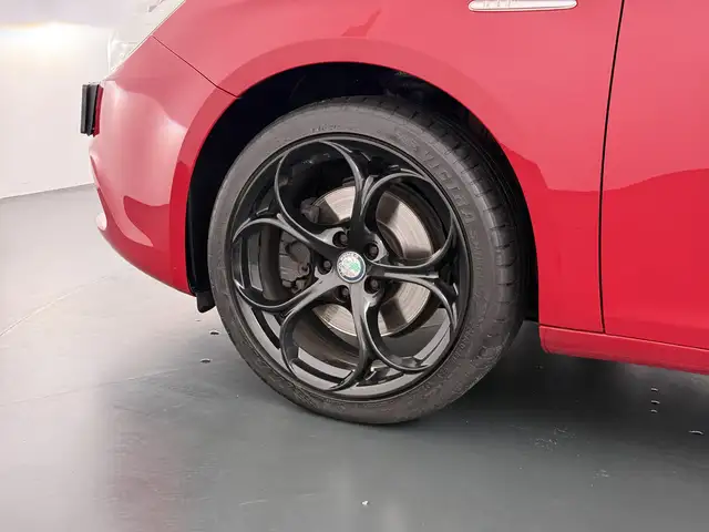 Alfa Romeo Giulietta view 23