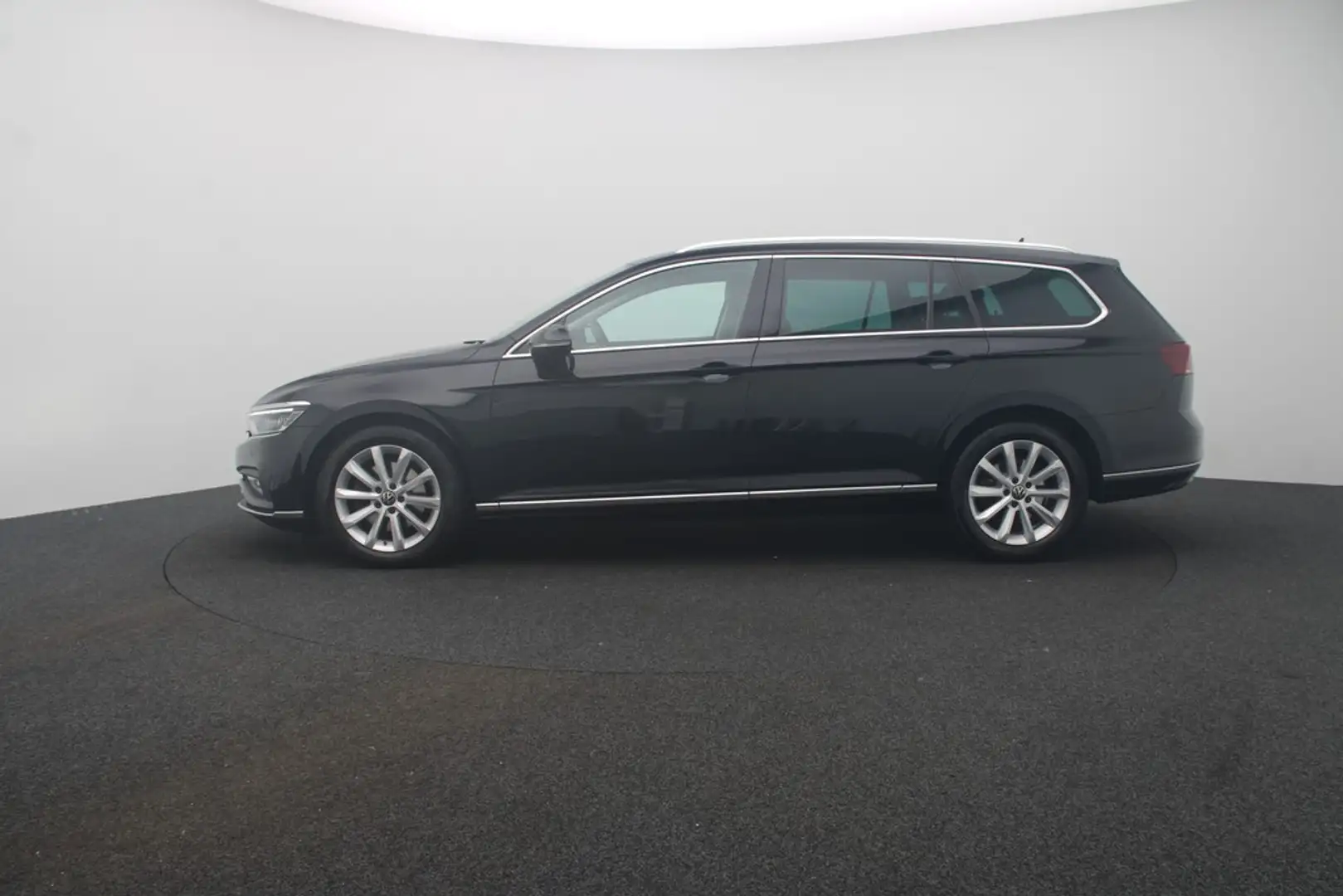 Volkswagen Passat Variant 2.0 TDI . Matrix Navi ACC AHK Noir - 2
