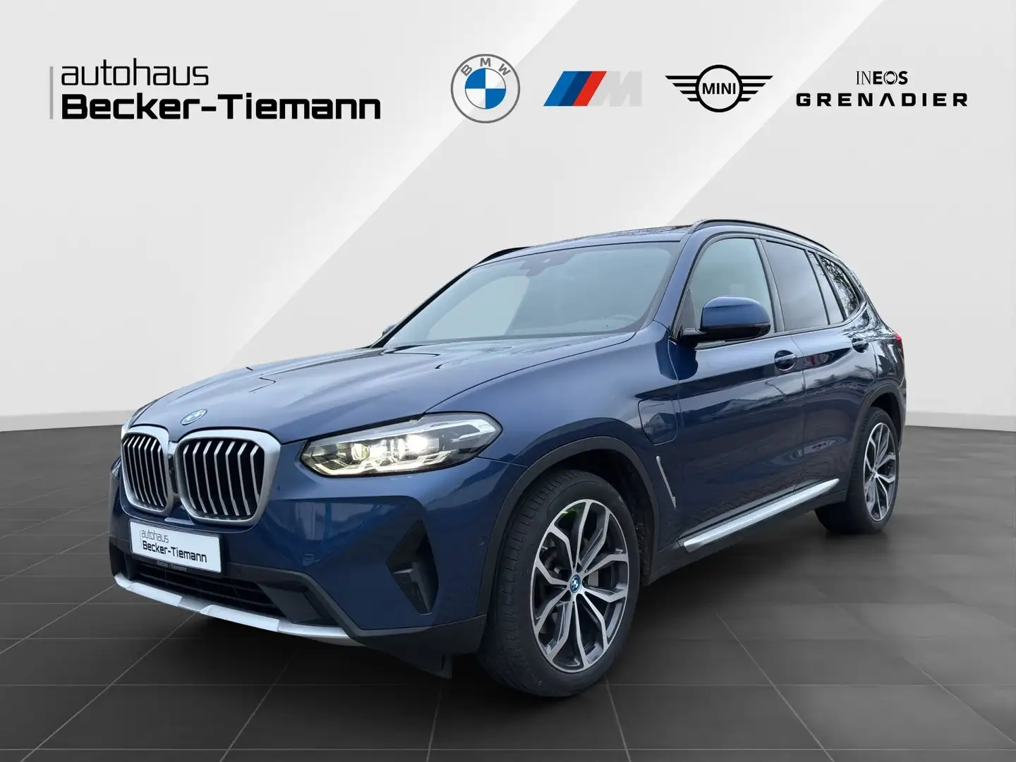 BMW X3 xDrive30e 20" | Komfortzg | AHK | Head-Up | 360° | Blau - 1