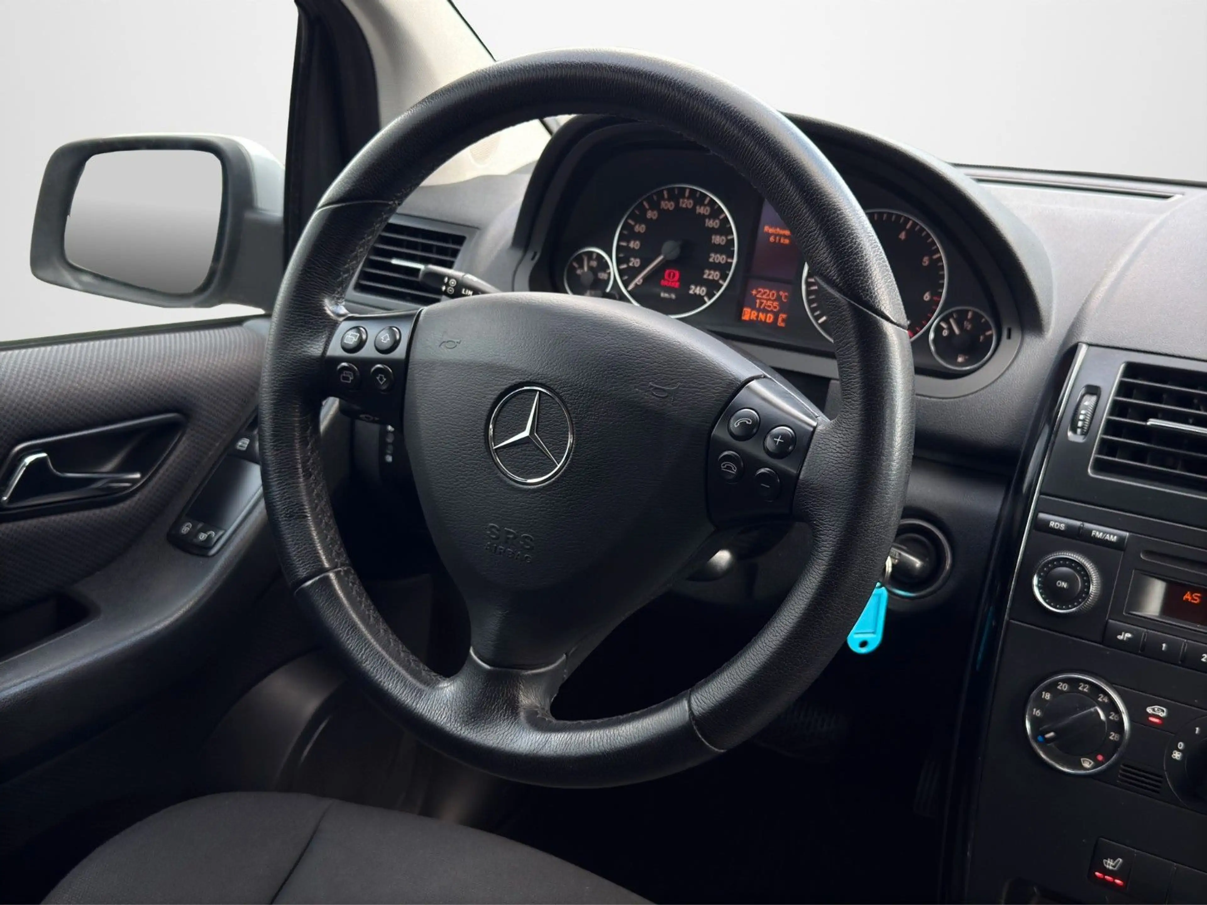 Mercedes-Benz A 150 /Automatik/Sitzheizung/Klima/TÜV&Insp Neu — photo 11