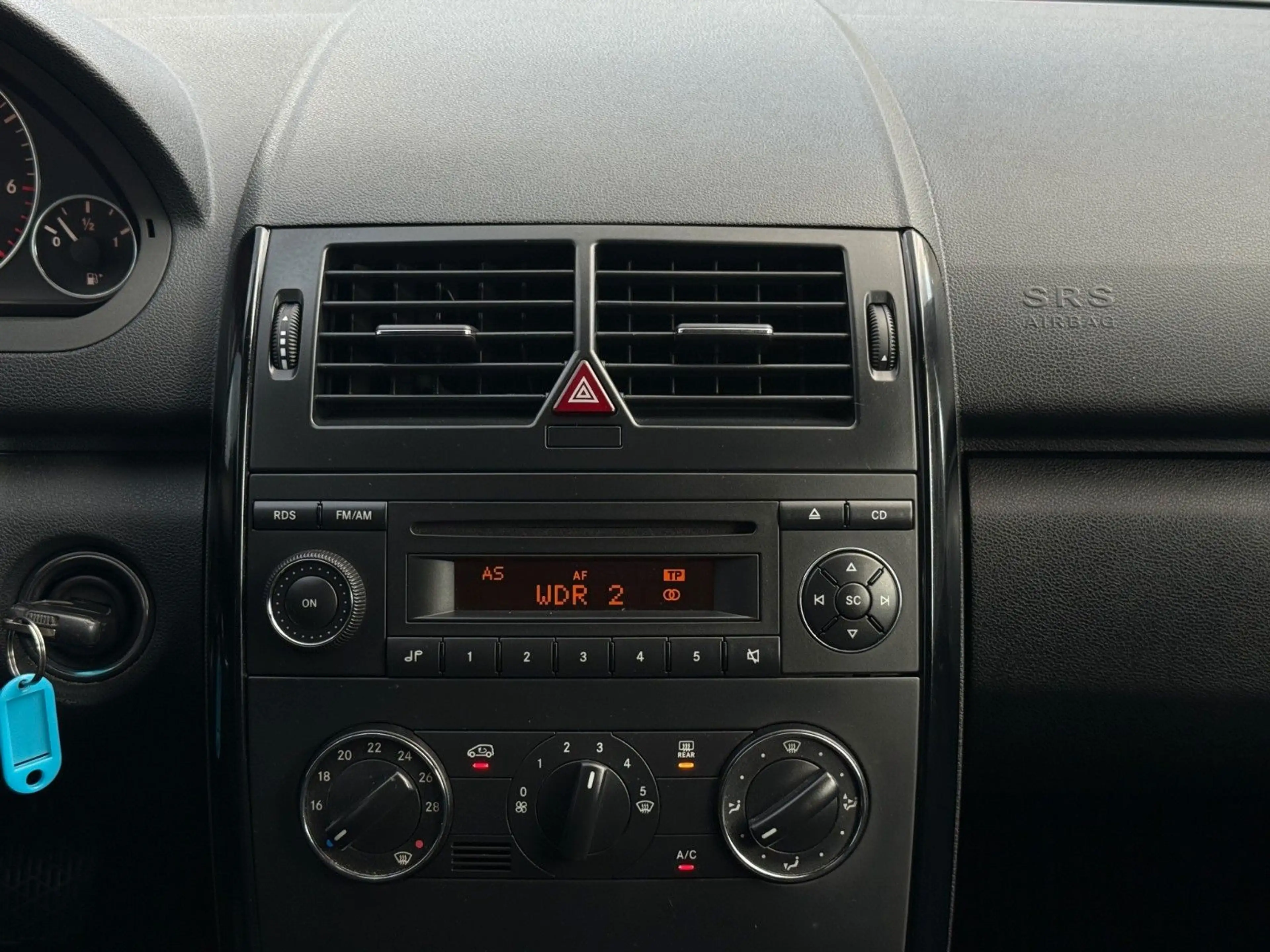 Mercedes-Benz A 150 /Automatik/Sitzheizung/Klima/TÜV&Insp Neu — photo 12