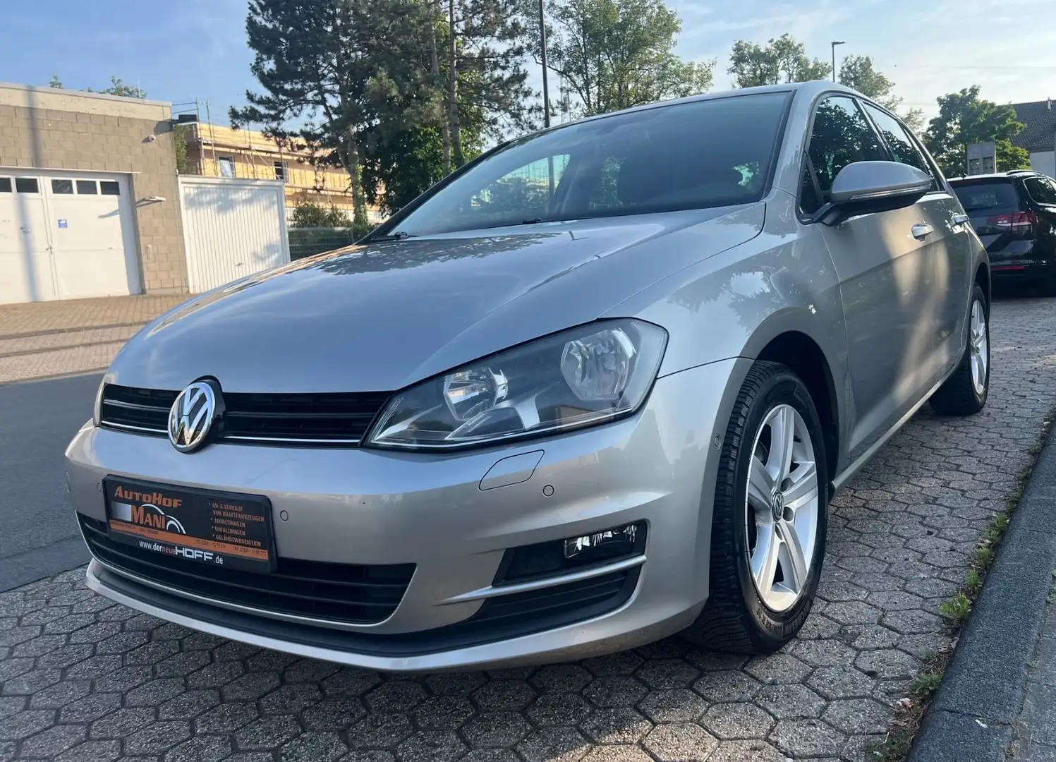 Volkswagen Golf VII Lim. Comfortline BMT/TÜV Neu/Navi/Leder Plateado - 1