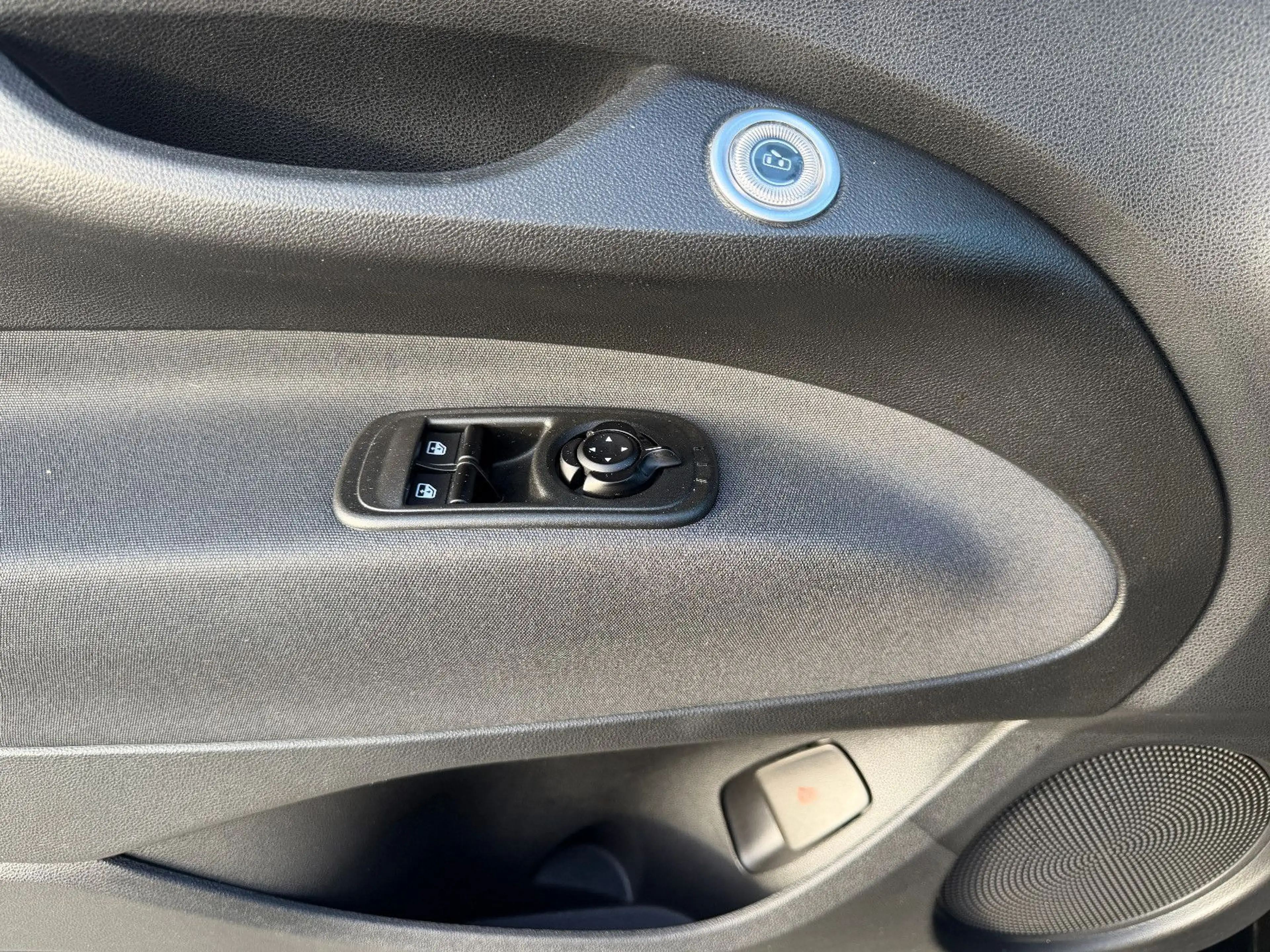 Fiat 500e 500 e Icon Apple Car Navi Klimaaut. 1.Ha. — photo 15