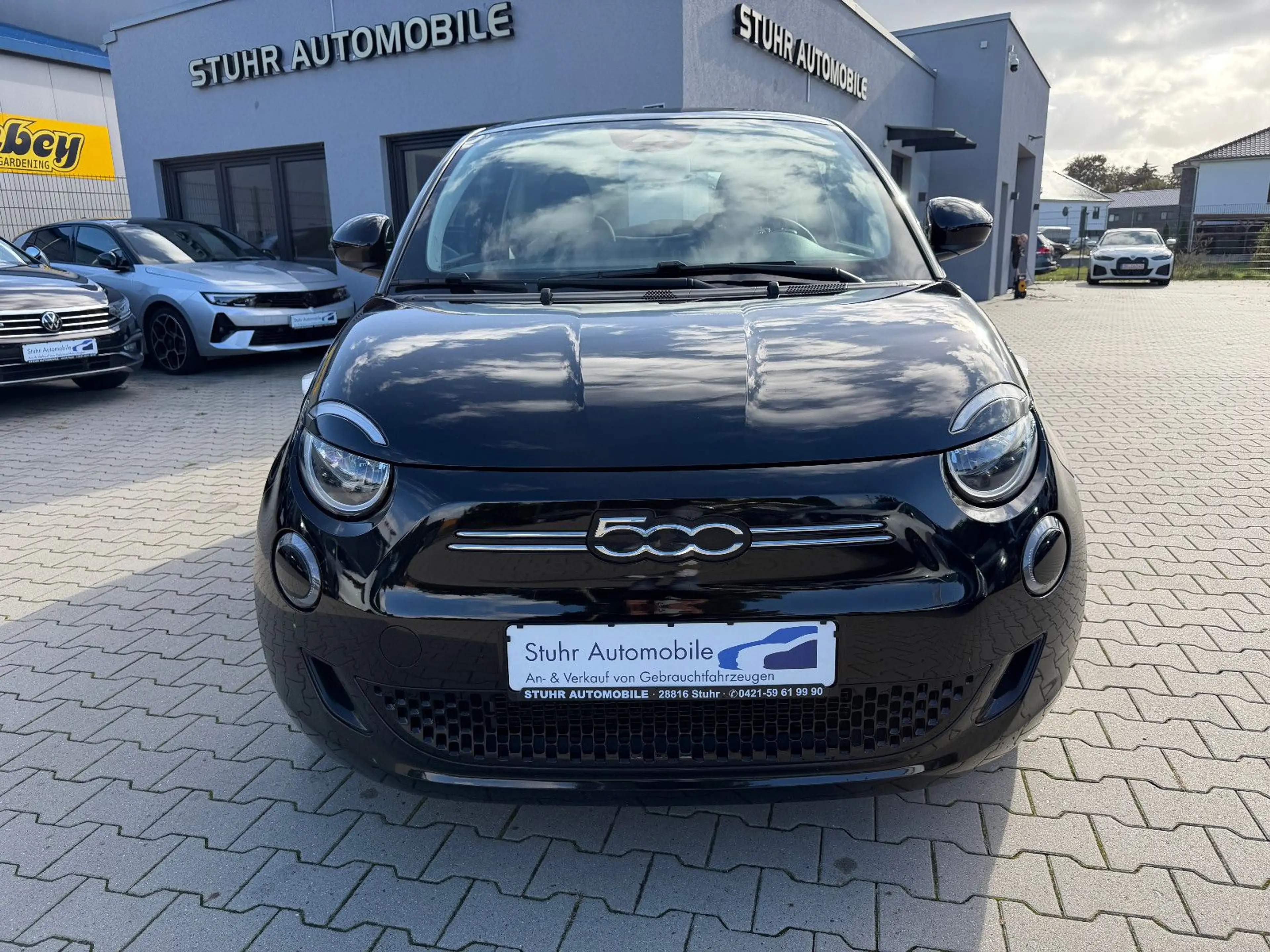Fiat 500e 500 e Icon Apple Car Navi Klimaaut. 1.Ha. — photo 3