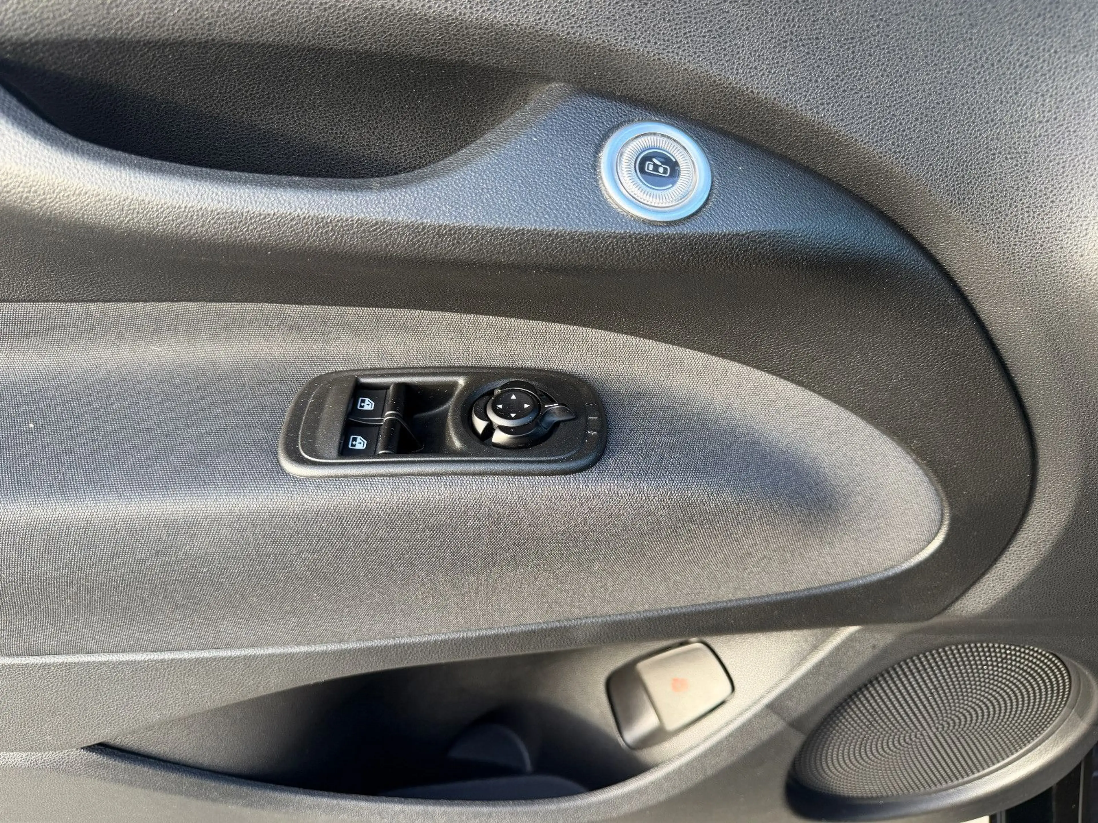 Fiat 500e 500 e Icon Apple Car Navi Klimaaut. 1.Ha. — photo 14