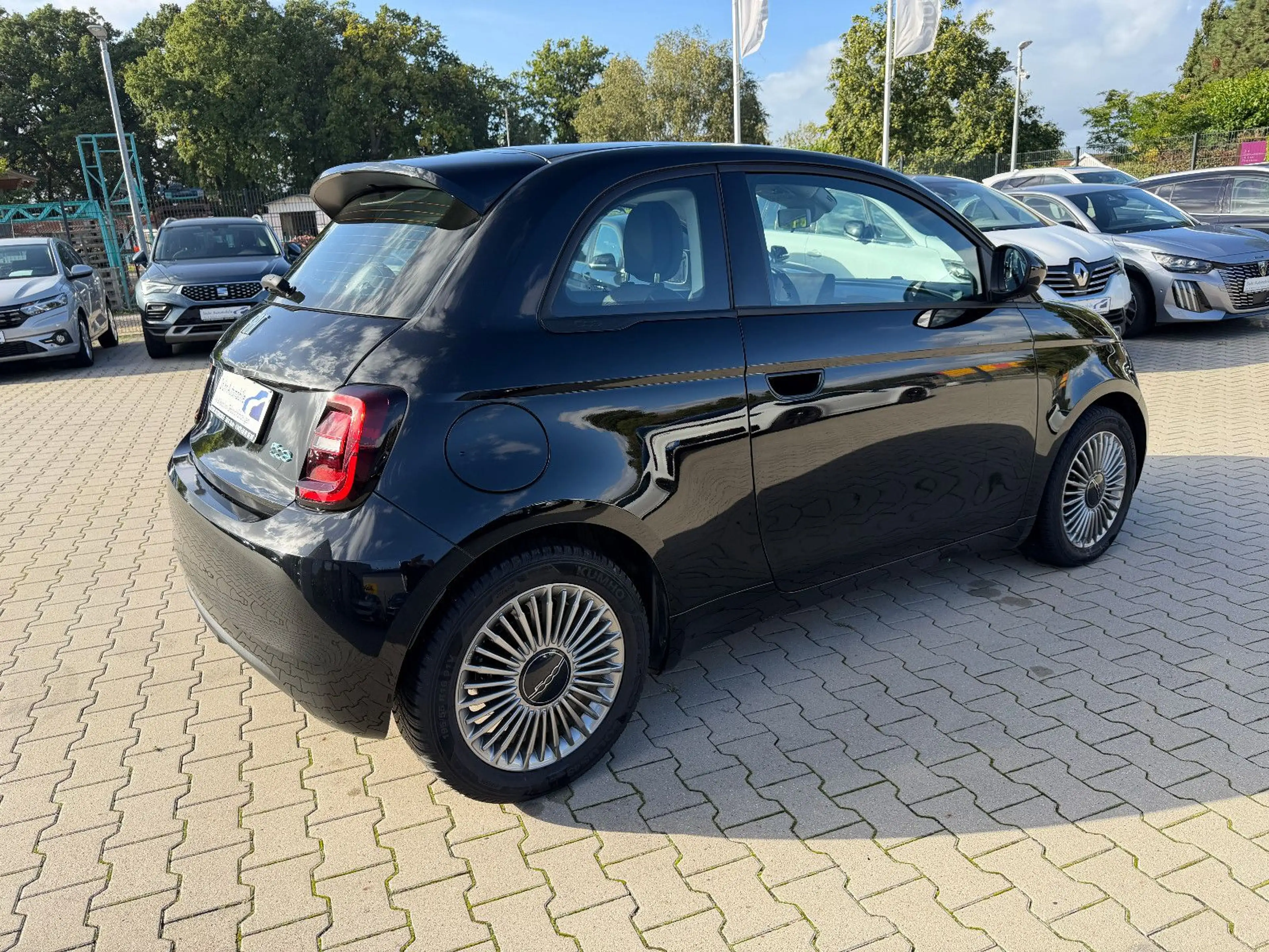 Fiat 500e 500 e Icon Apple Car Navi Klimaaut. 1.Ha. — photo 6