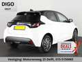 Toyota Yaris 1.5 HYBRIDE GARANTIE TOT 2033* BLACK & WHITE BIJNA Wit - thumbnail 6