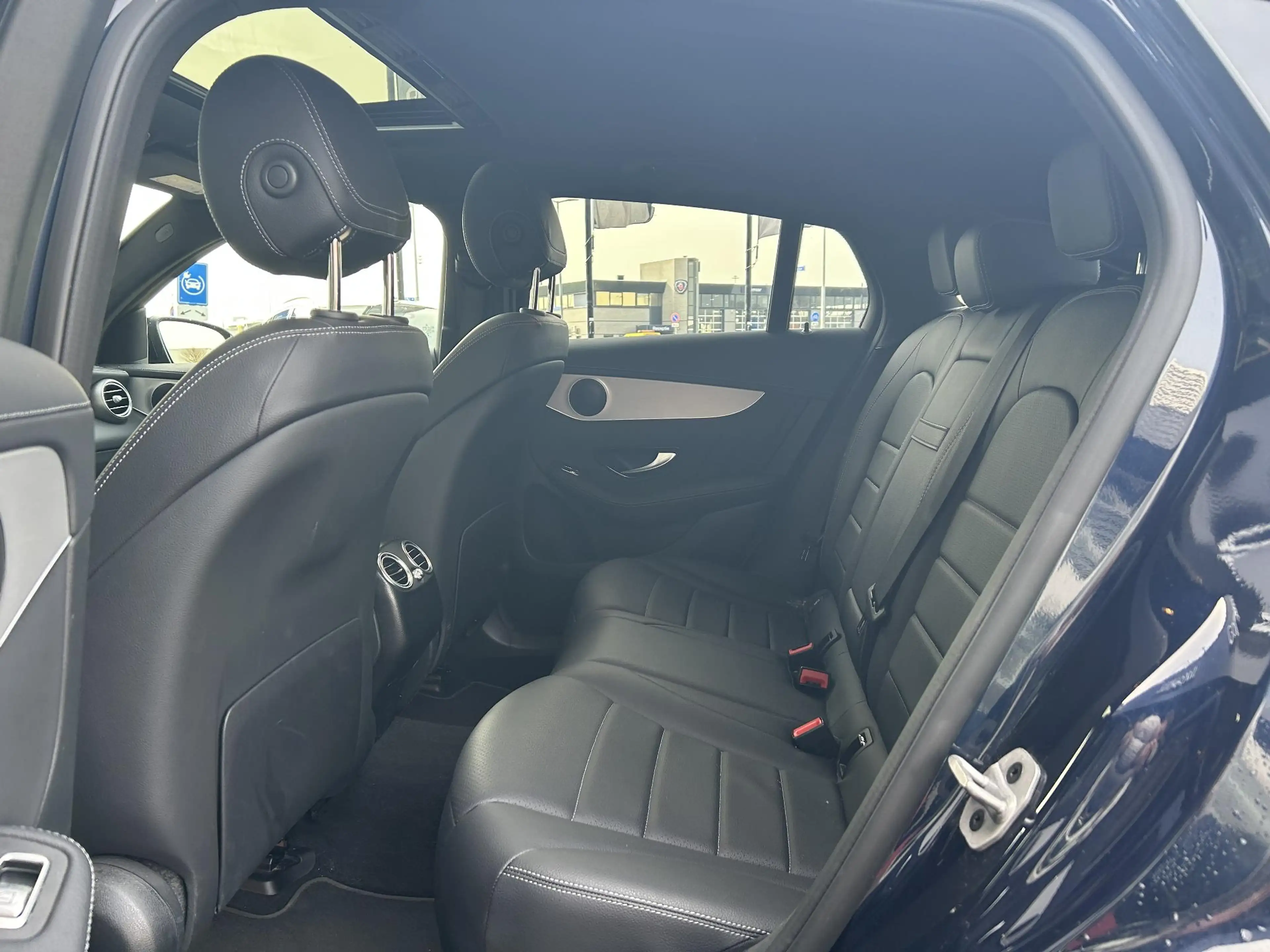 Mercedes-Benz GLC 300 Coupé 300e 4MATIC Business Solution AMG | Panorama — photo 7