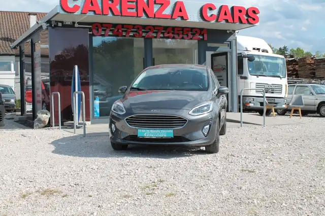Ford Fiesta Titanium/Navi/Rückfahrkamera/Klima/5Türig