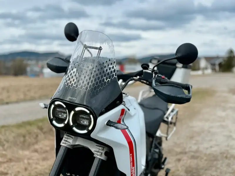 Ducati DesertX - foto 2