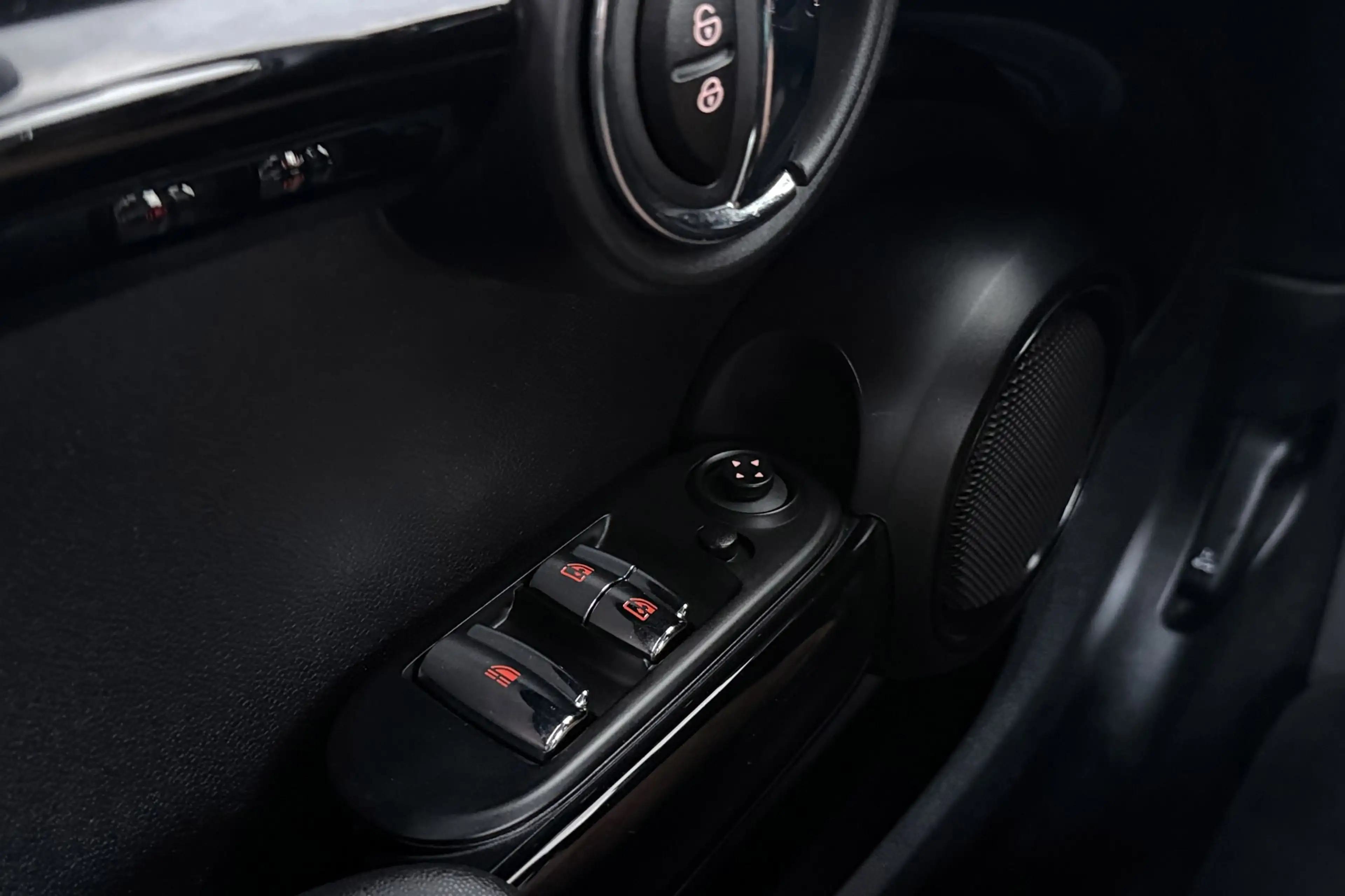 MINI Cooper S Cabrio 2.0 Serious Business | Keyless Entry/Start | Leer — photo 33