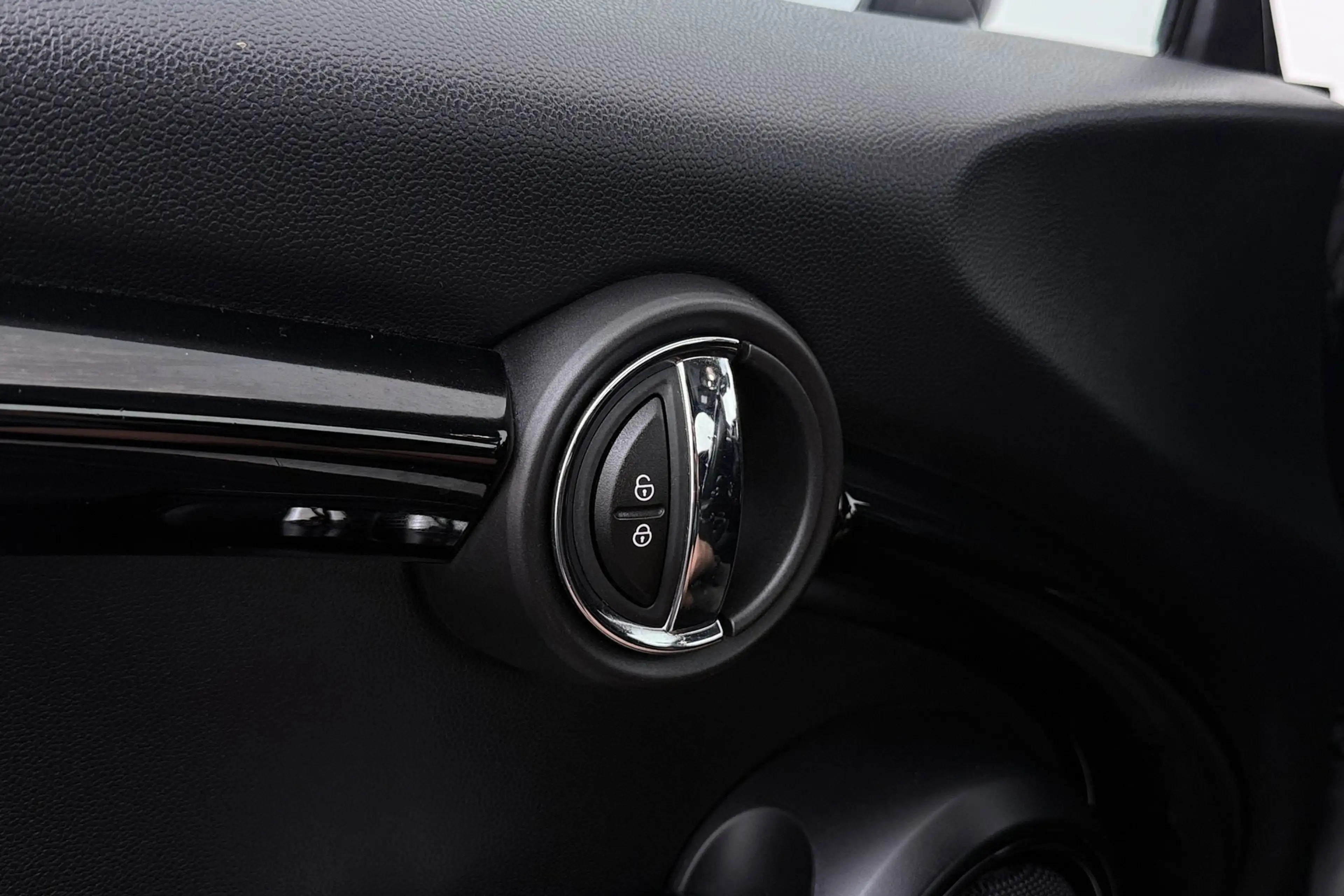 MINI Cooper S Cabrio 2.0 Serious Business | Keyless Entry/Start | Leer — photo 34