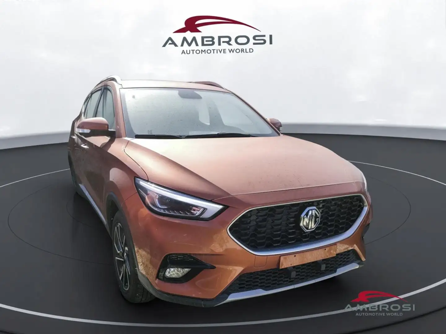 MG ZS 1.5L MT LUXURY Arancione - 2