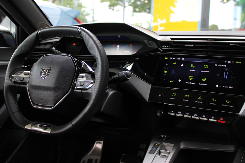 Peugeot 408 1.6 HYbrid 225 EAT8 GT | Panoramadak | Winterpack — photo 6