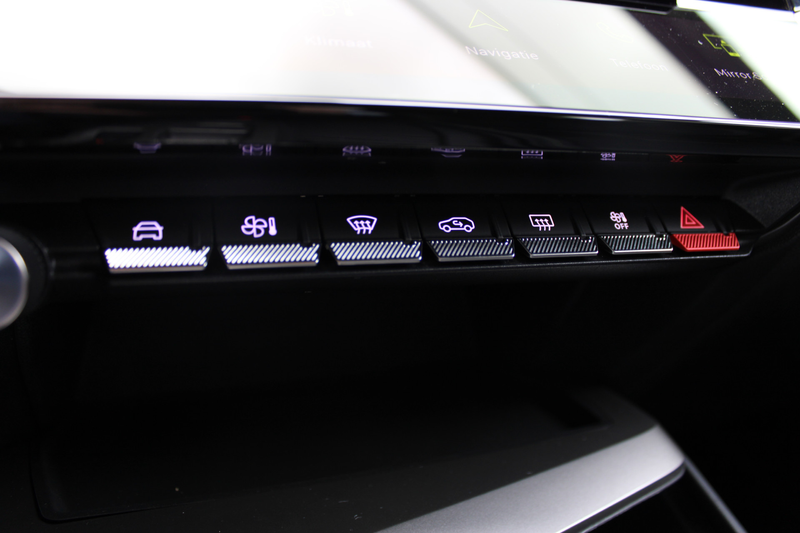 Peugeot 408 1.6 HYbrid 225 EAT8 GT | Panoramadak | Winterpack — photo 15
