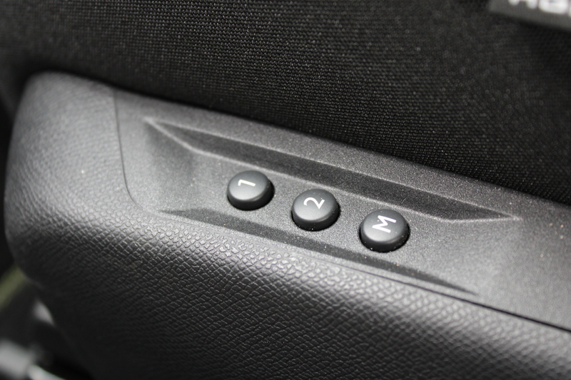 Peugeot 408 1.6 HYbrid 225 EAT8 GT | Panoramadak | Winterpack — photo 28