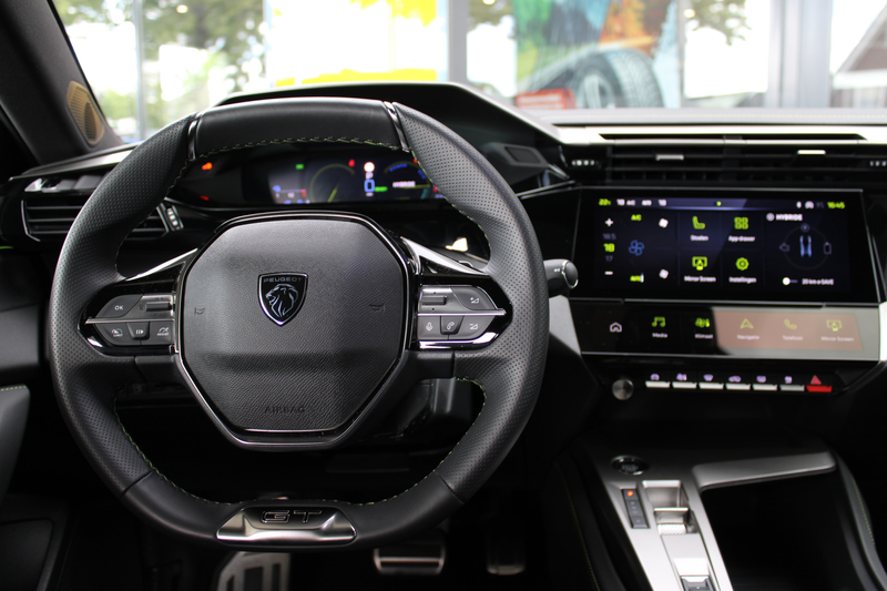 Peugeot 408 1.6 HYbrid 225 EAT8 GT | Panoramadak | Winterpack — photo 5