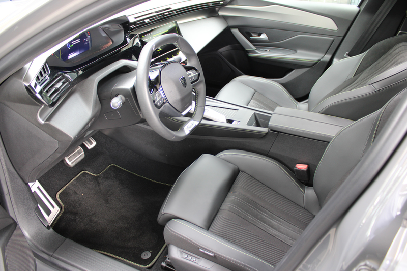 Peugeot 408 1.6 HYbrid 225 EAT8 GT | Panoramadak | Winterpack — photo 27