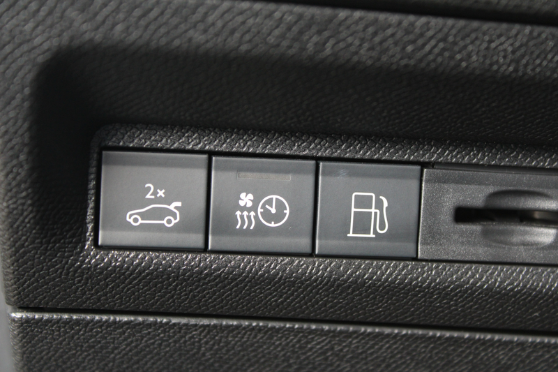 Peugeot 408 1.6 HYbrid 225 EAT8 GT | Panoramadak | Winterpack — photo 50