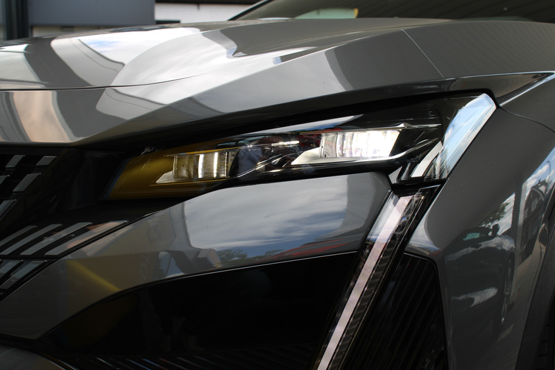 Peugeot 408 1.6 HYbrid 225 EAT8 GT | Panoramadak | Winterpack — photo 17