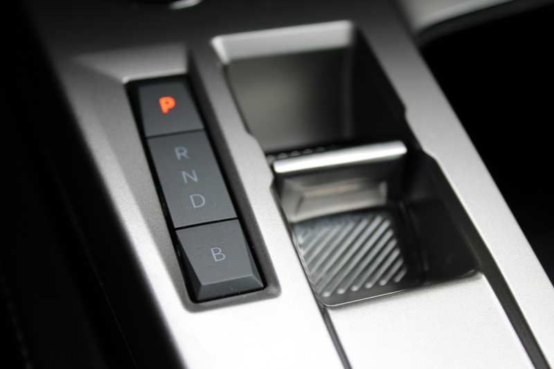 Peugeot 408 1.6 HYbrid 225 EAT8 GT | Panoramadak | Winterpack — photo 21