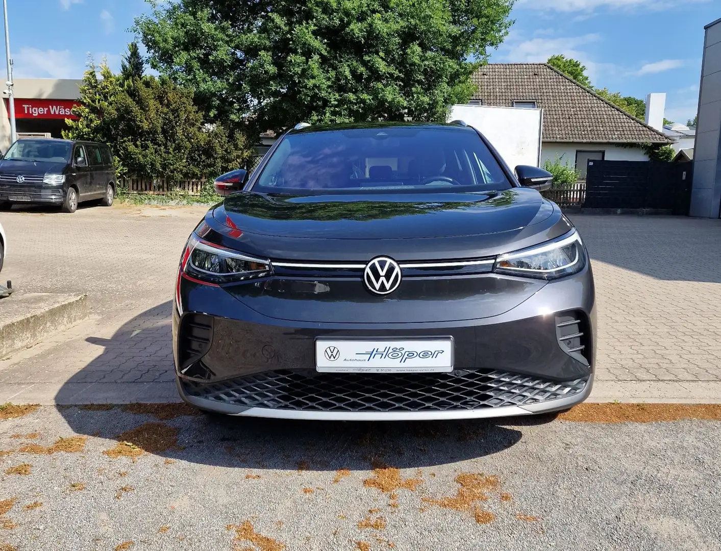Volkswagen ID.4 150 kW Pro Perform. 1st *NAV*AHK*LED Серый - 2