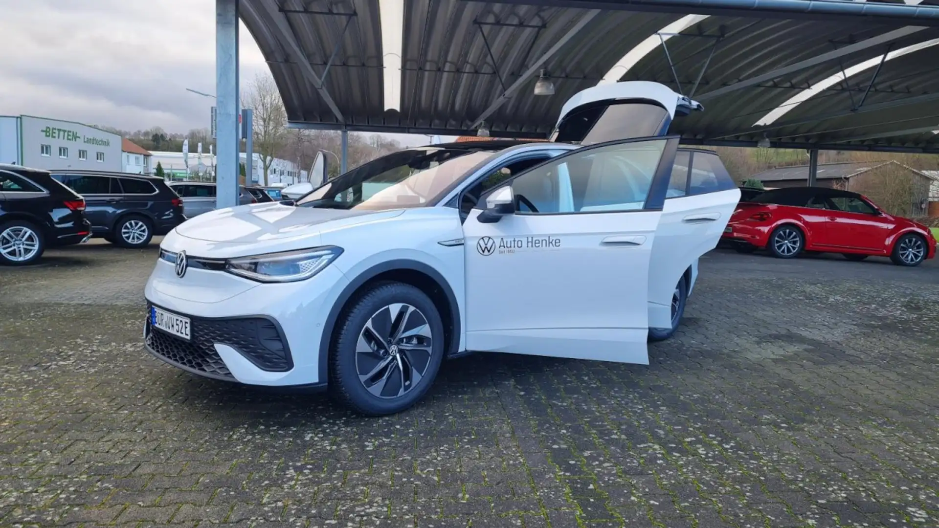 Volkswagen ID.5 Pro 77kWh AHK + NAVI + KLIMA Klima Navi Negru - 2