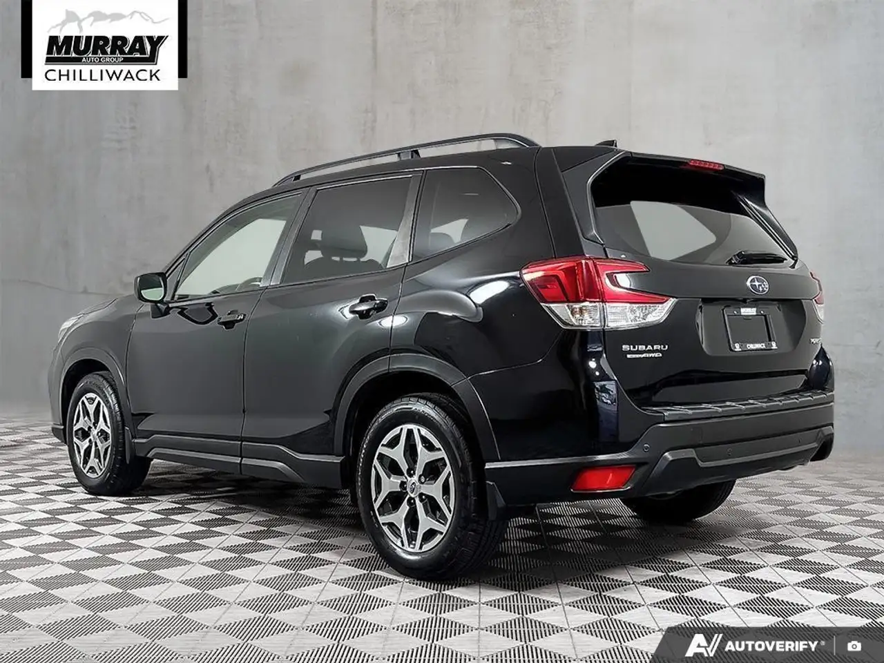Subaru Forester снимка Subaru Forester