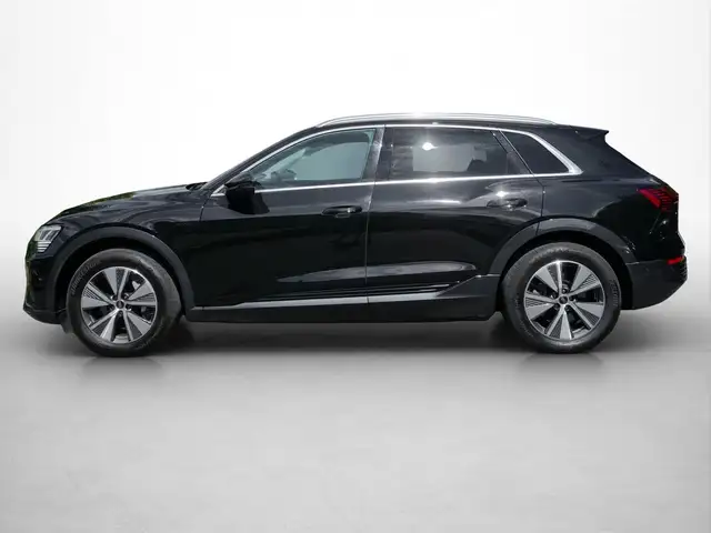 Audi Q8 E-Tron view 3