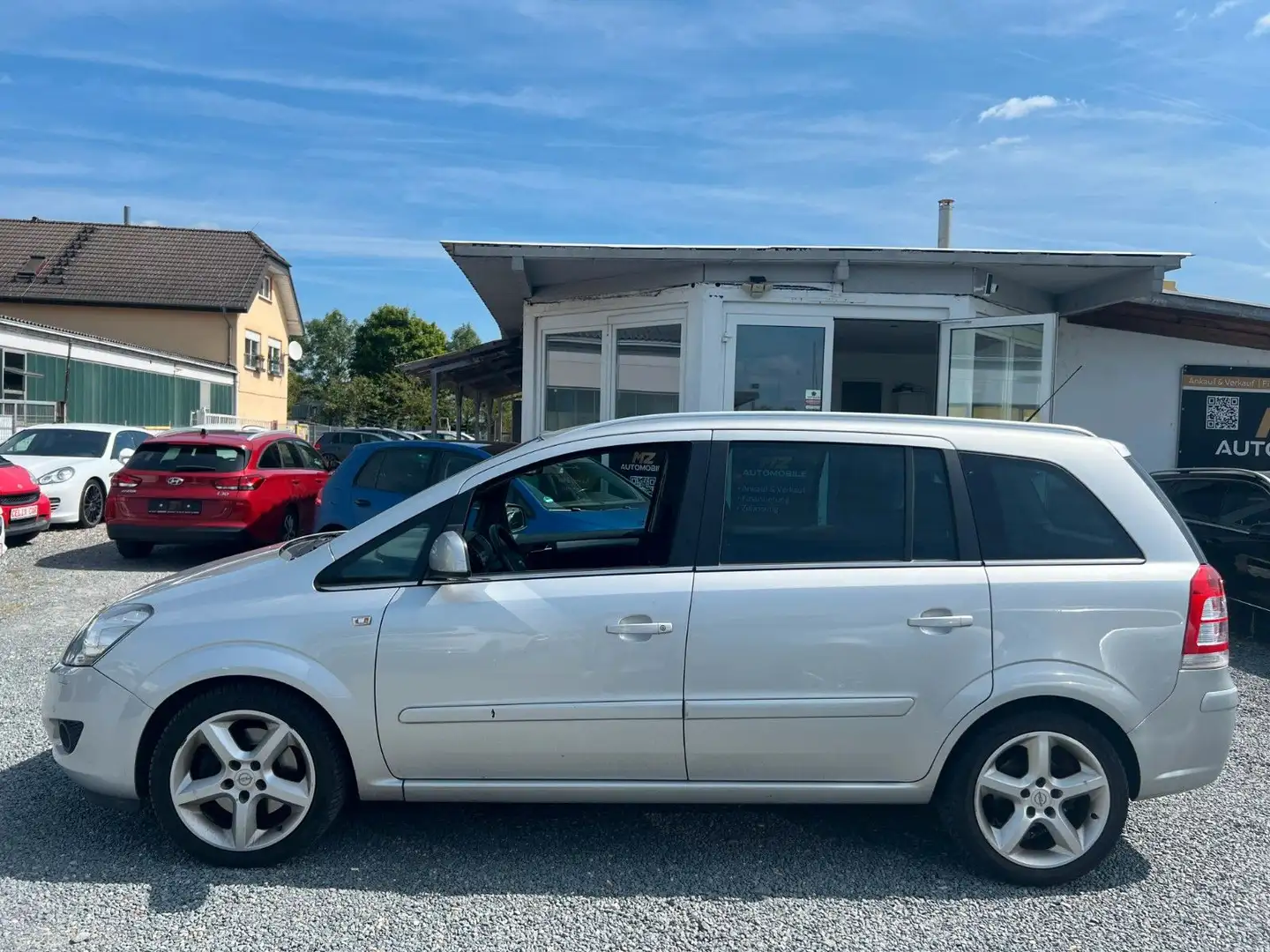 Opel Zafira B Family Plus Silber - 2