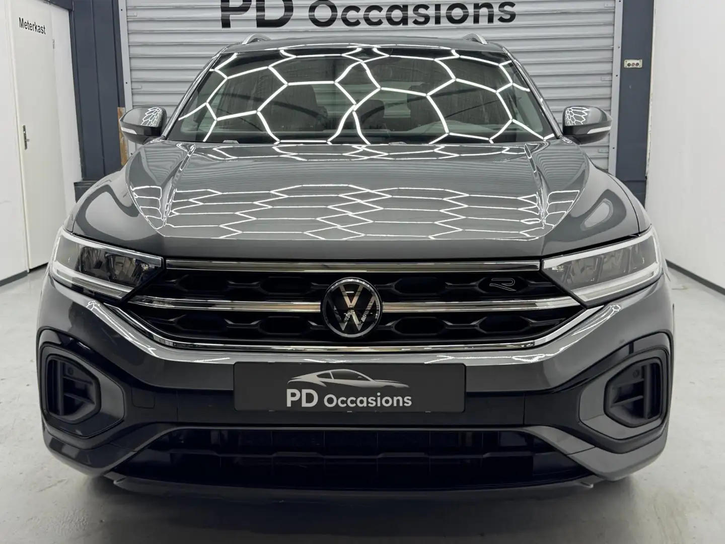 Volkswagen T-Roc 1.5 TSI R-Line - 150PK - Camera - ACC -Keyless Gris - 2
