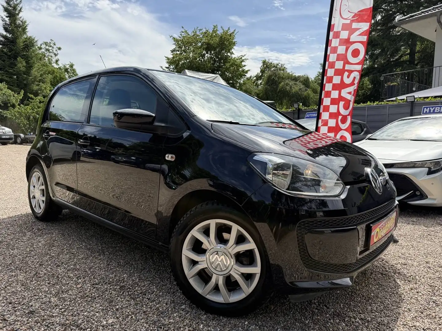 Volkswagen up! 1.0 75 BlueMotion High up! 5p Noir - 1