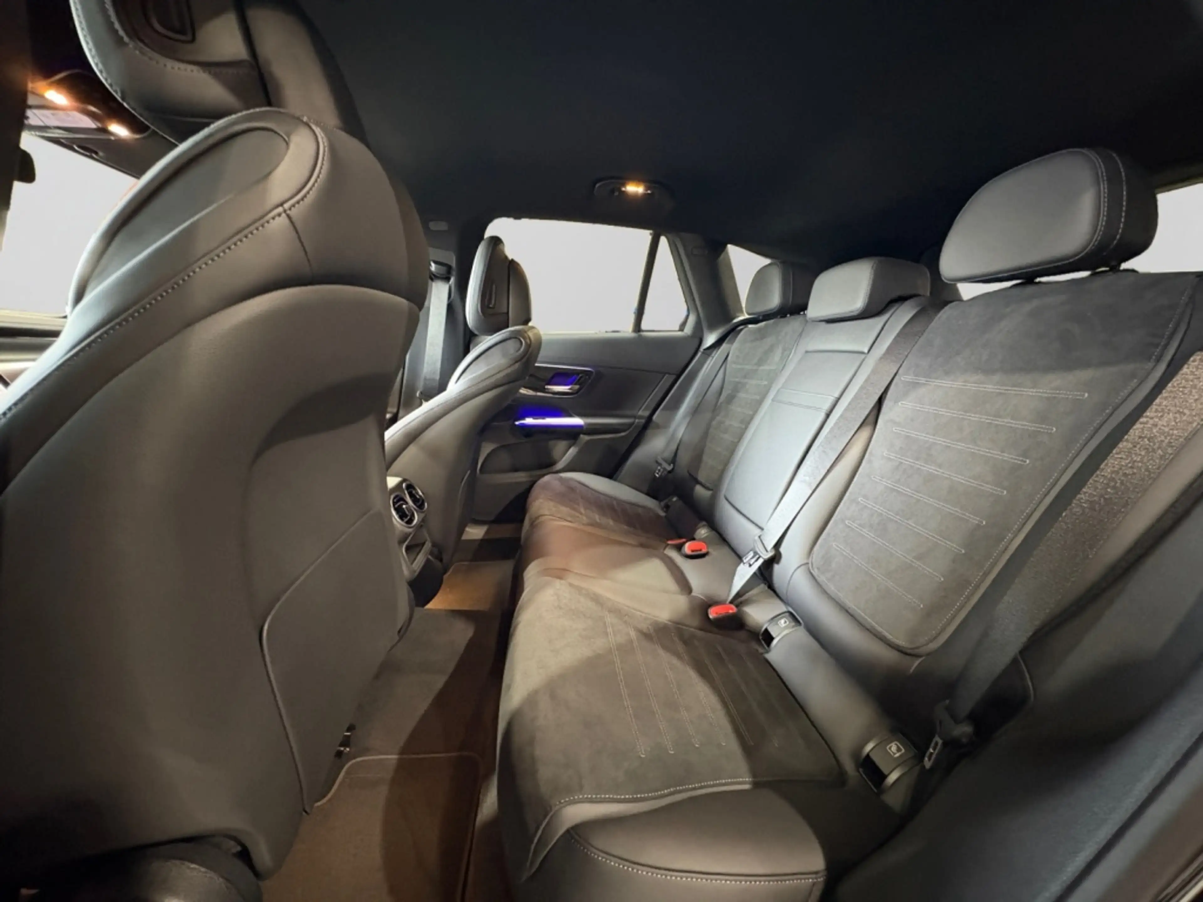 Mercedes-Benz GLC 220 d 4M AMG|AMBIENTE|MBUX|SHZ|DIGILI|360° — photo 14
