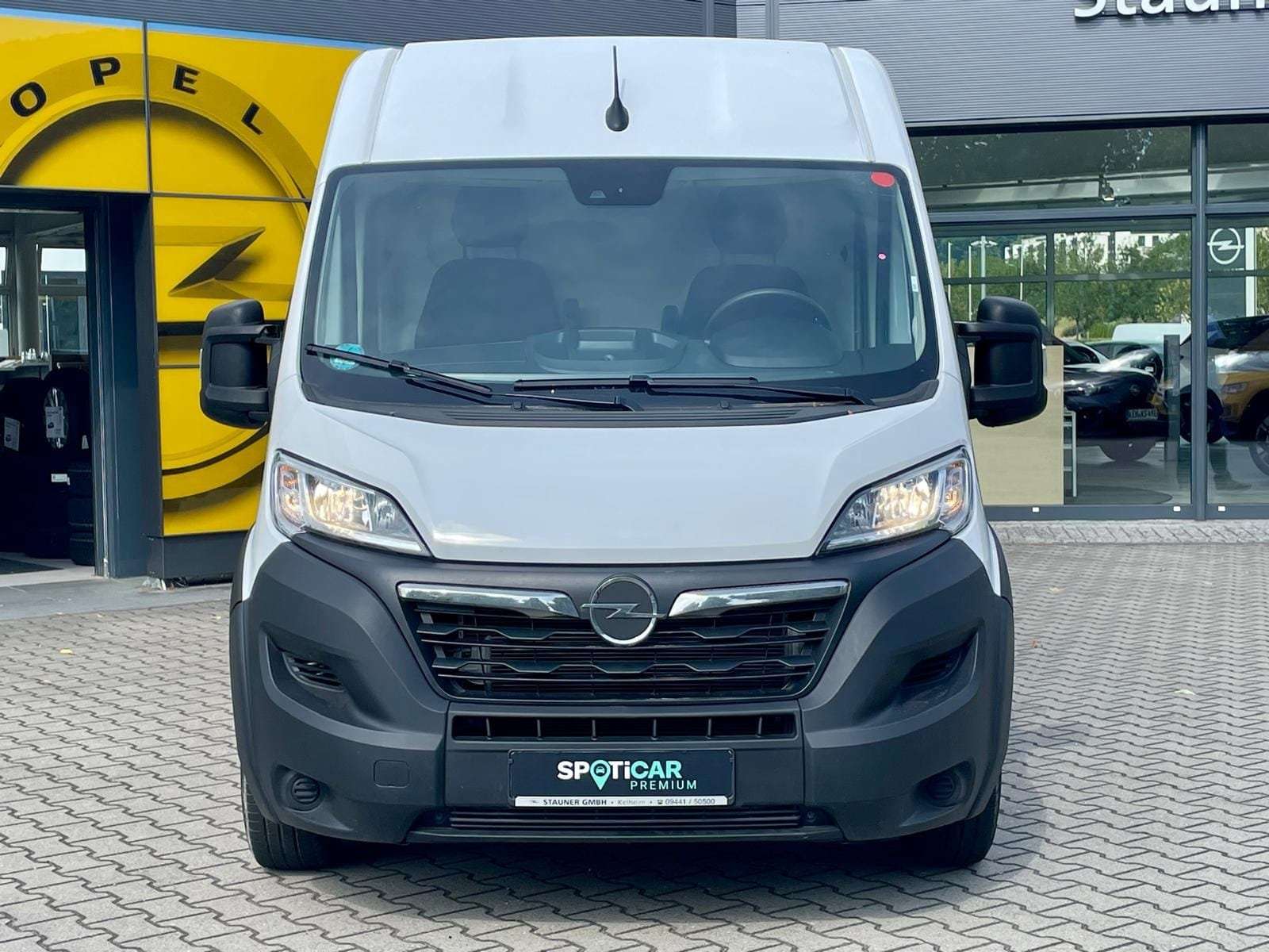 Opel Movano
