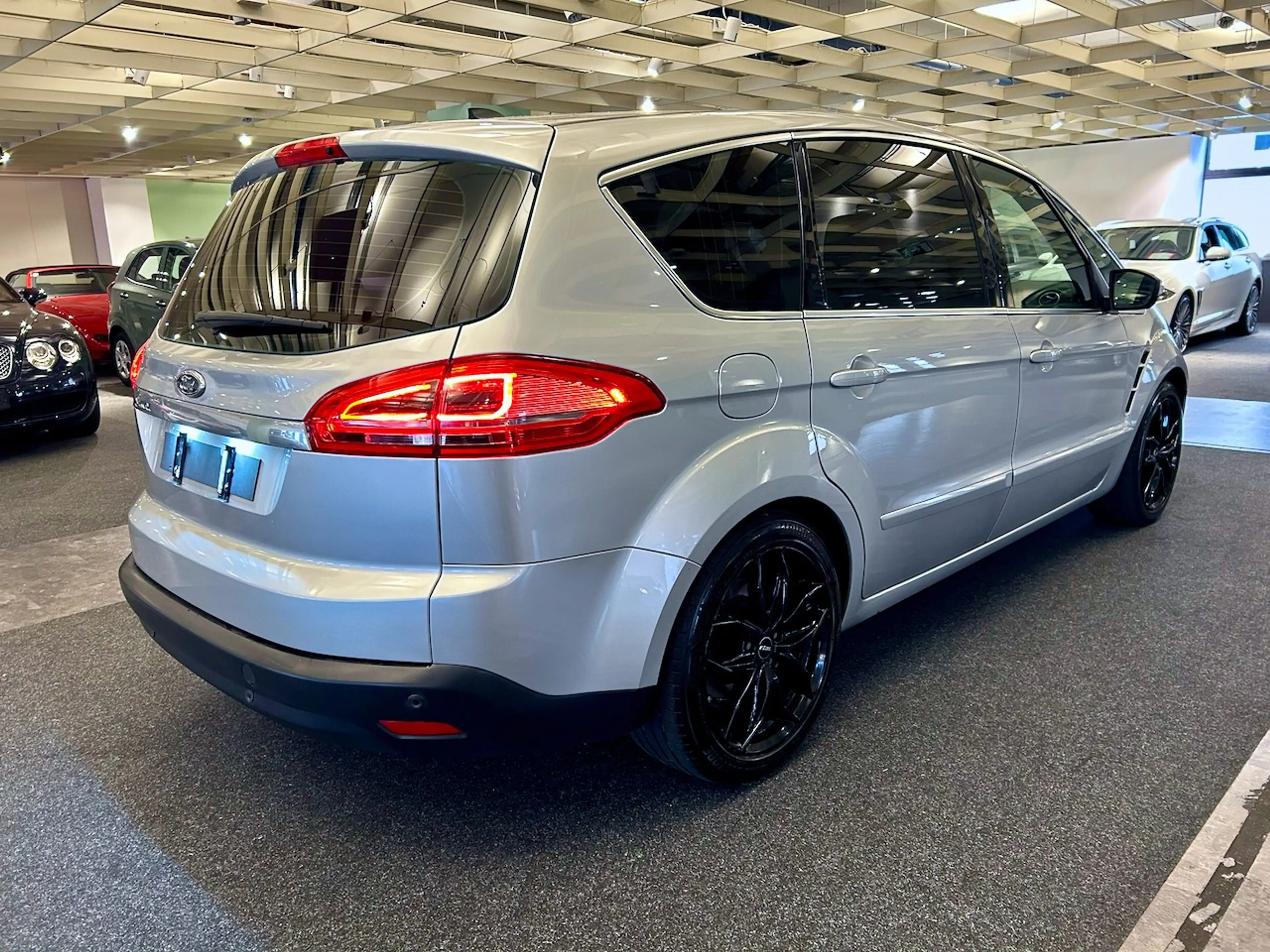 Ford S-Max S-MAX Titanium 2,0 TDCi Aut. *Pickerl&Service neu* — photo 5