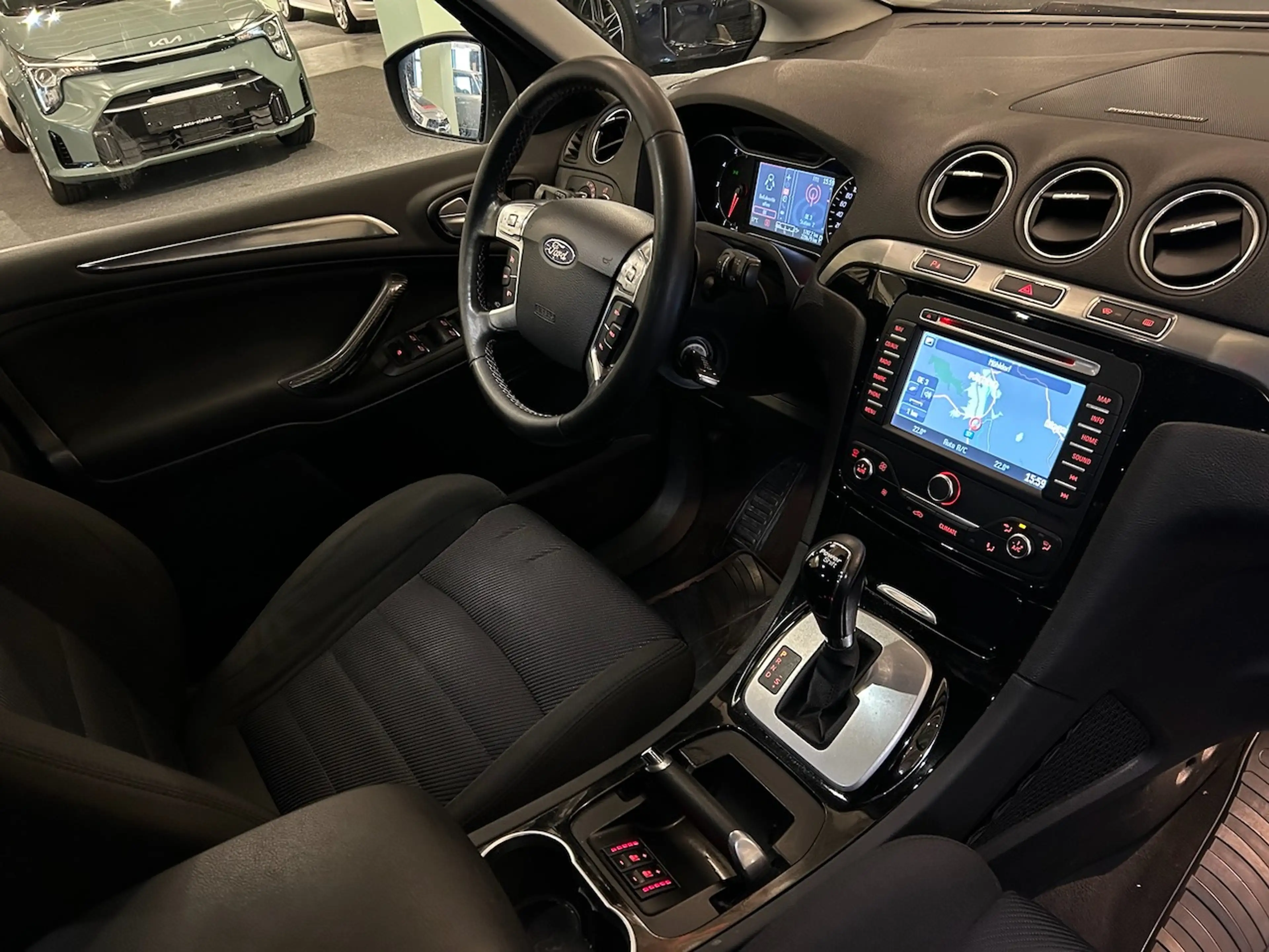 Ford S-Max S-MAX Titanium 2,0 TDCi Aut. *Pickerl&Service neu* — photo 14