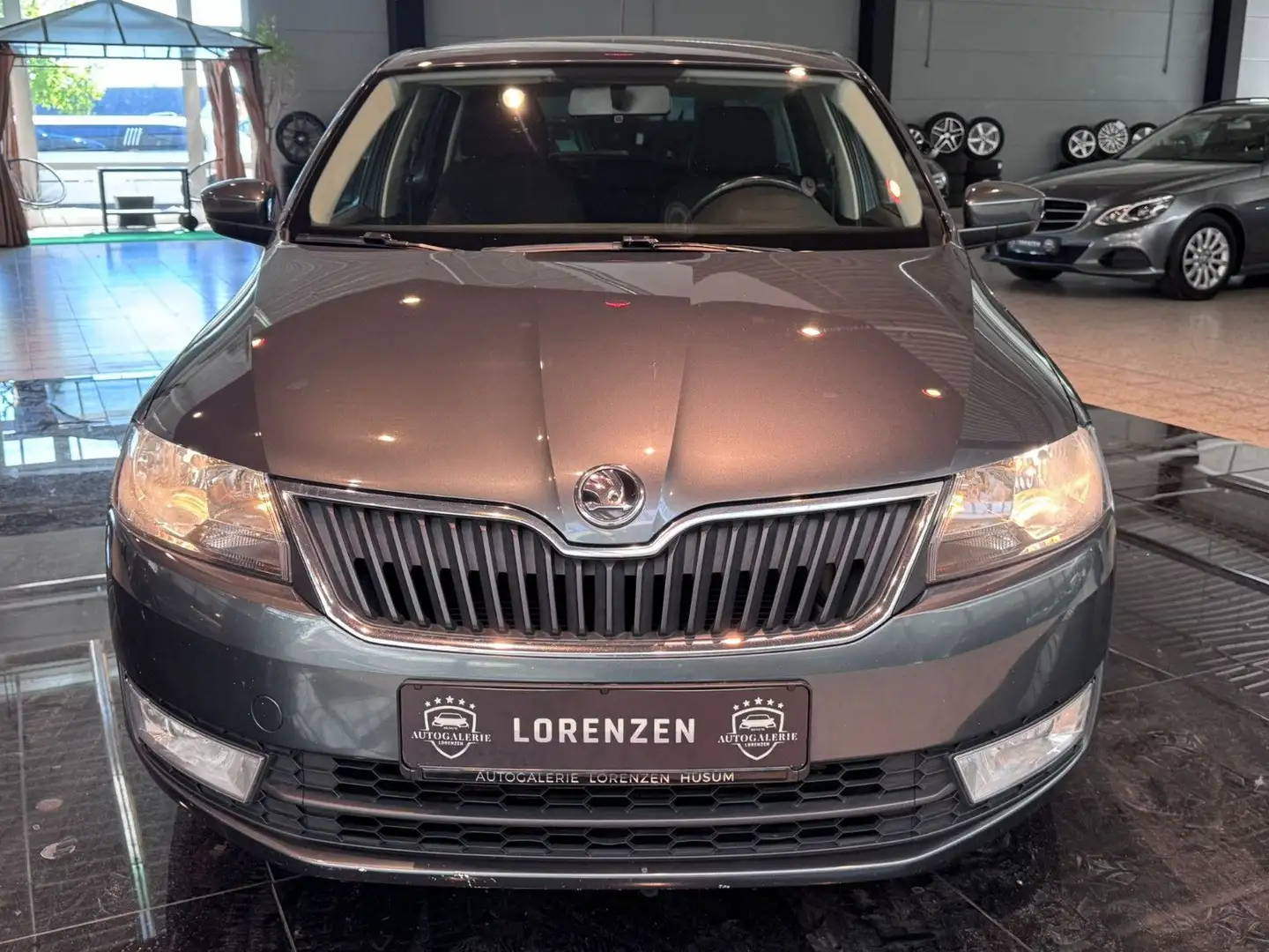 Skoda Rapid/Spaceback Spaceback Drive Sihzg Tempo Audio Klima Grau - 2