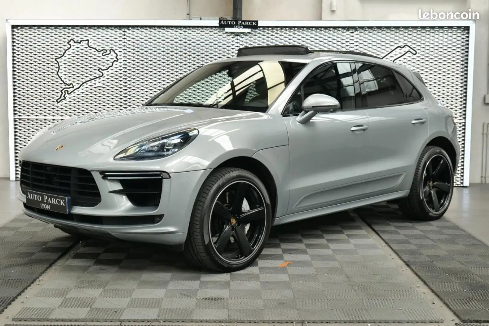 Porsche Macan Turbo 3.0 440 ch PDK Gris - 1