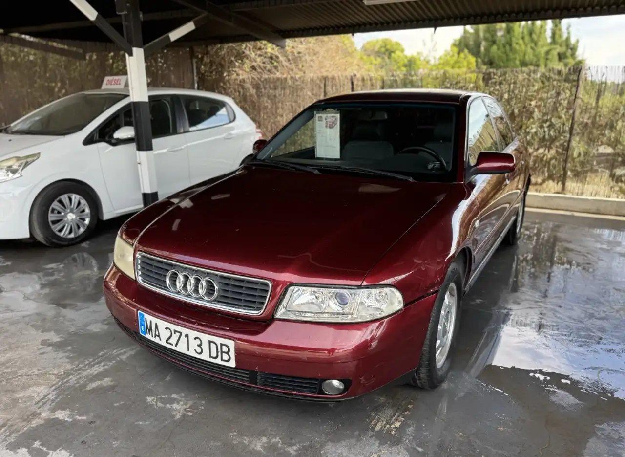 Audi A4 1.8 Turbo 180, foto 1