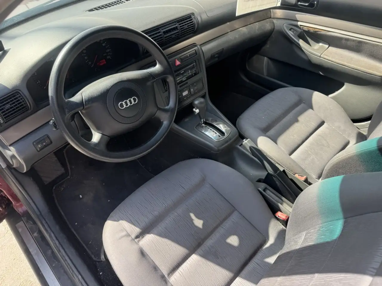 Audi A4 1.8 Turbo 180, foto 6