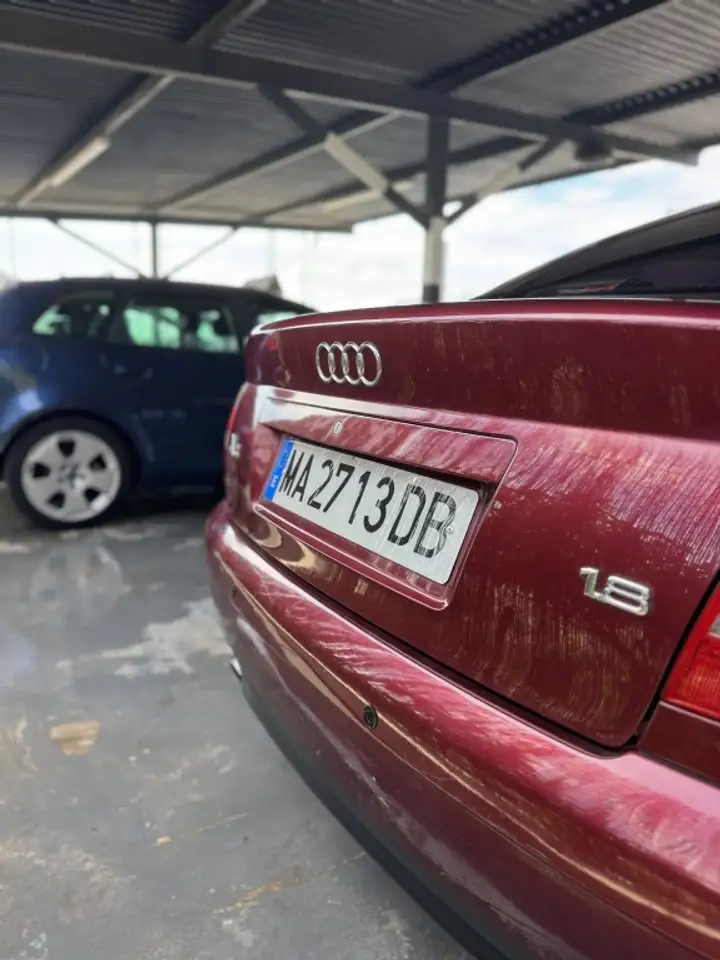 Audi A4 1.8 Turbo 180, foto 9