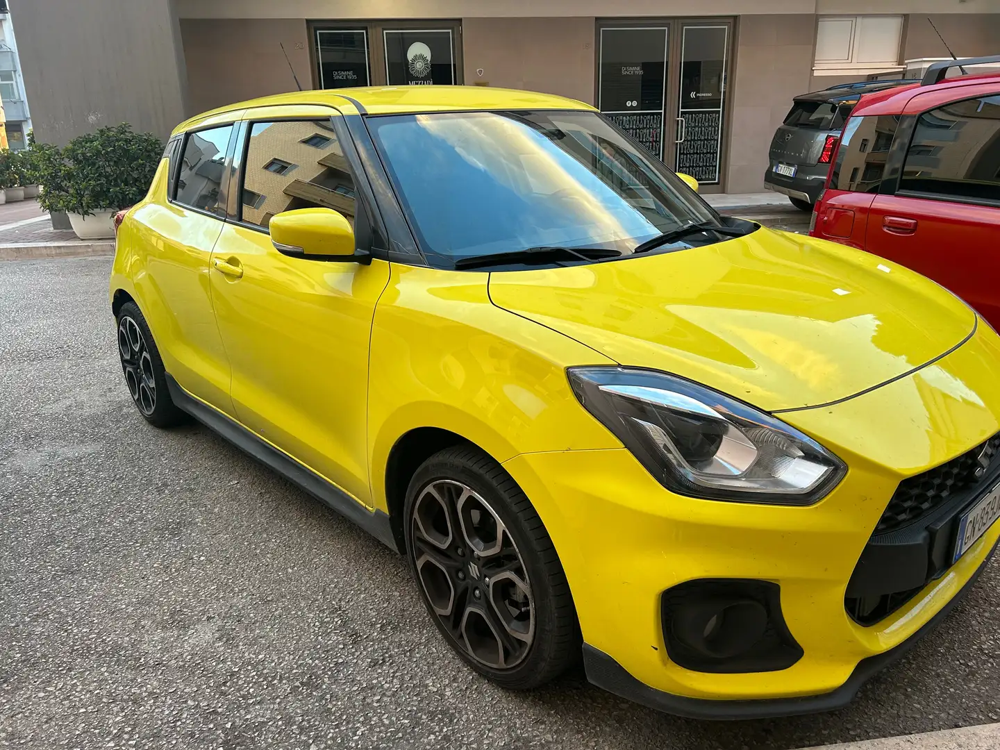 Suzuki Swift Swift VI 2020 1.4h Sport 2wd Жовтий - 1