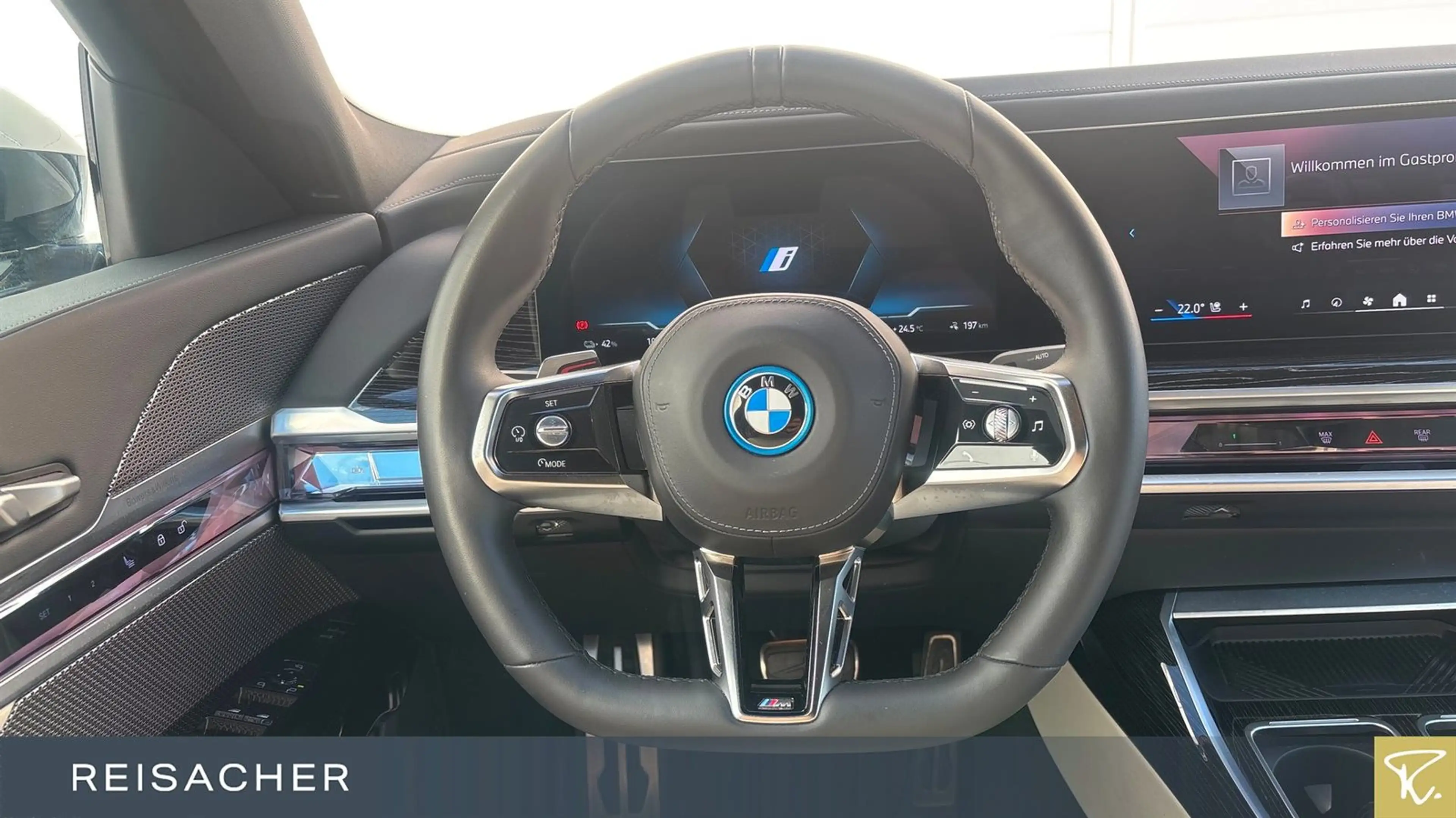 BMW i7 xDive60 M Sport Pro,Executive Lounge — photo 5