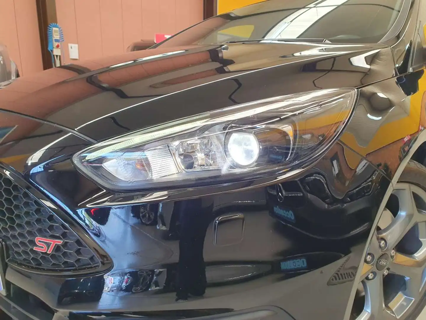 Ford Focus ST ECOBOOST 250CV Noir - 2