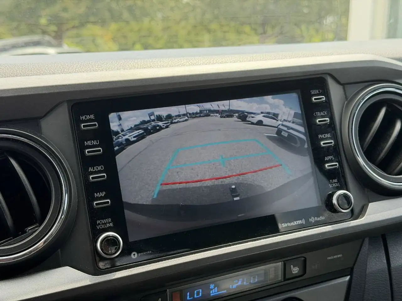 Toyota Tacoma снимка Toyota Tacoma